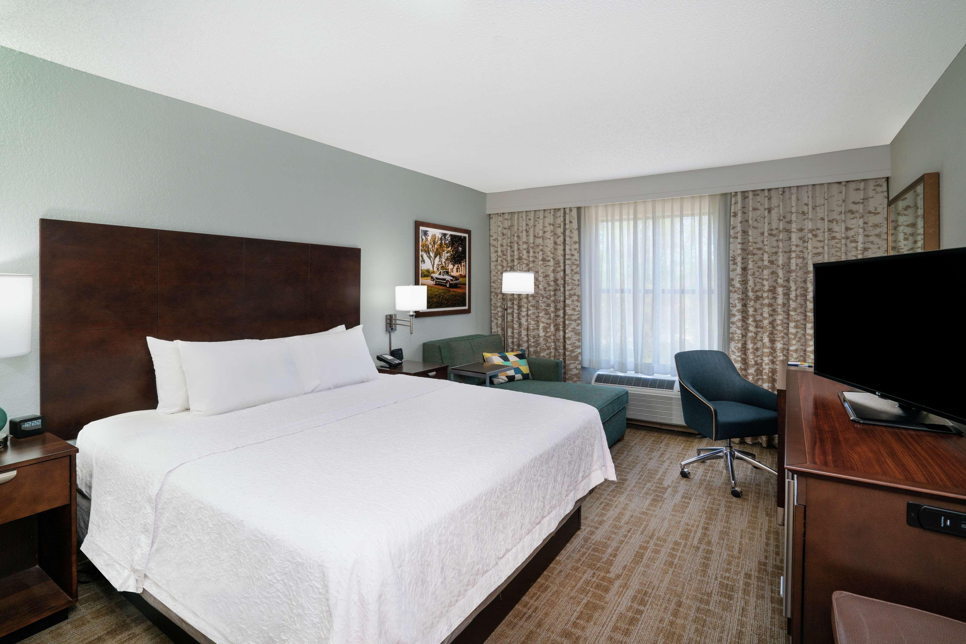 Hampton Inn & Suites Nashville Franklin Exterior photo